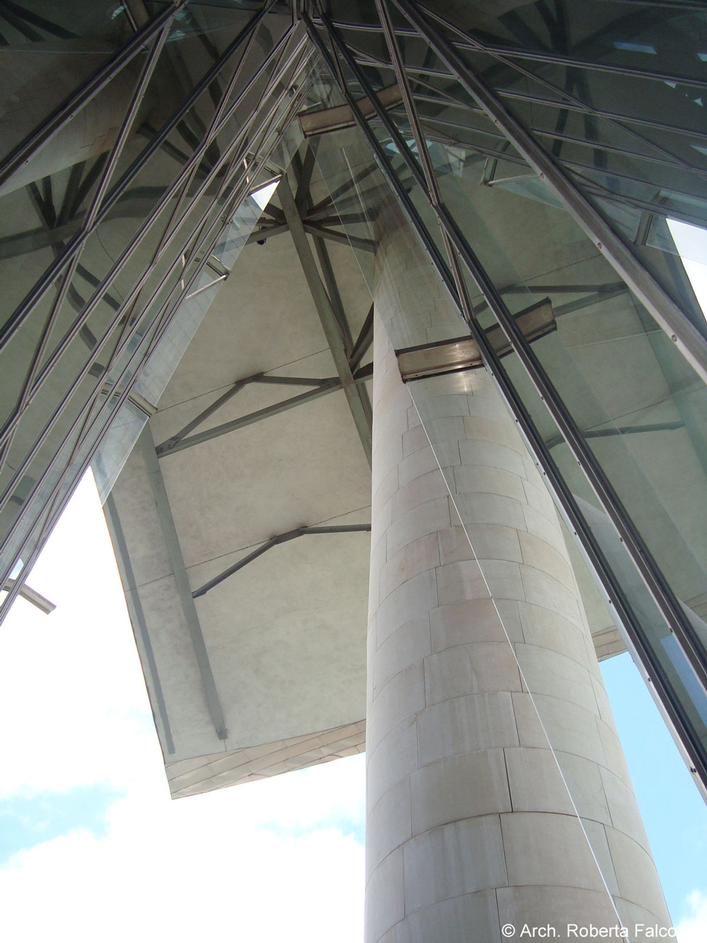 Guggenheim_museum_bilbao_28