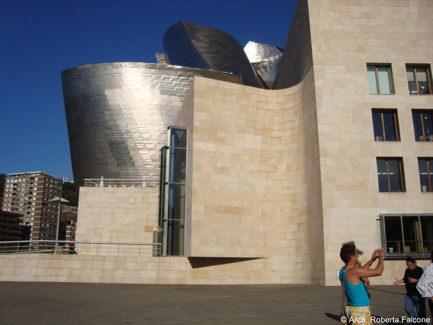 Guggenheim_museum_bilbao_60