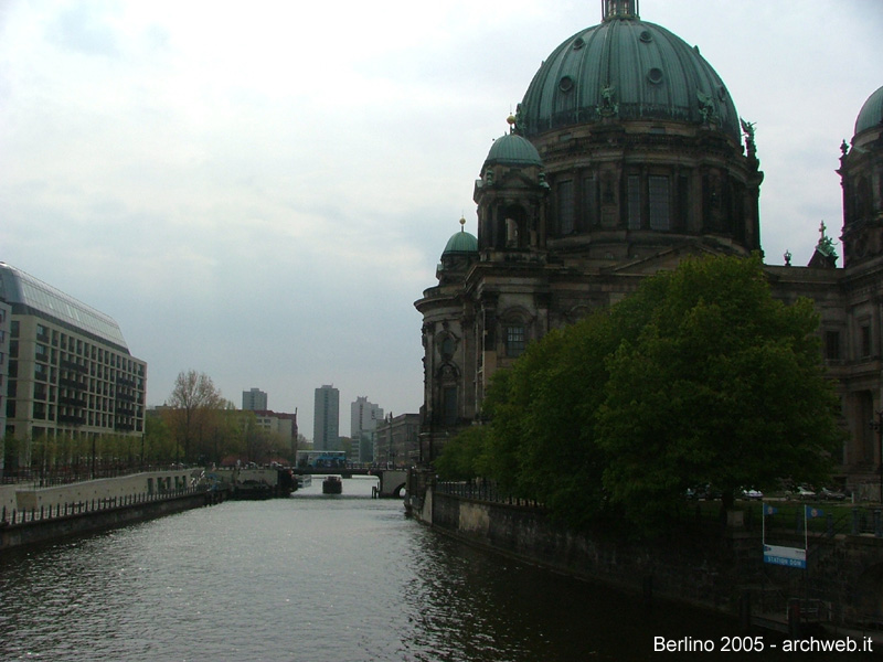 080 - Museumsinsel - Berliner Dom e Sprea