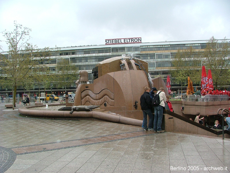 154 - Breitscheidplatz - Fontana