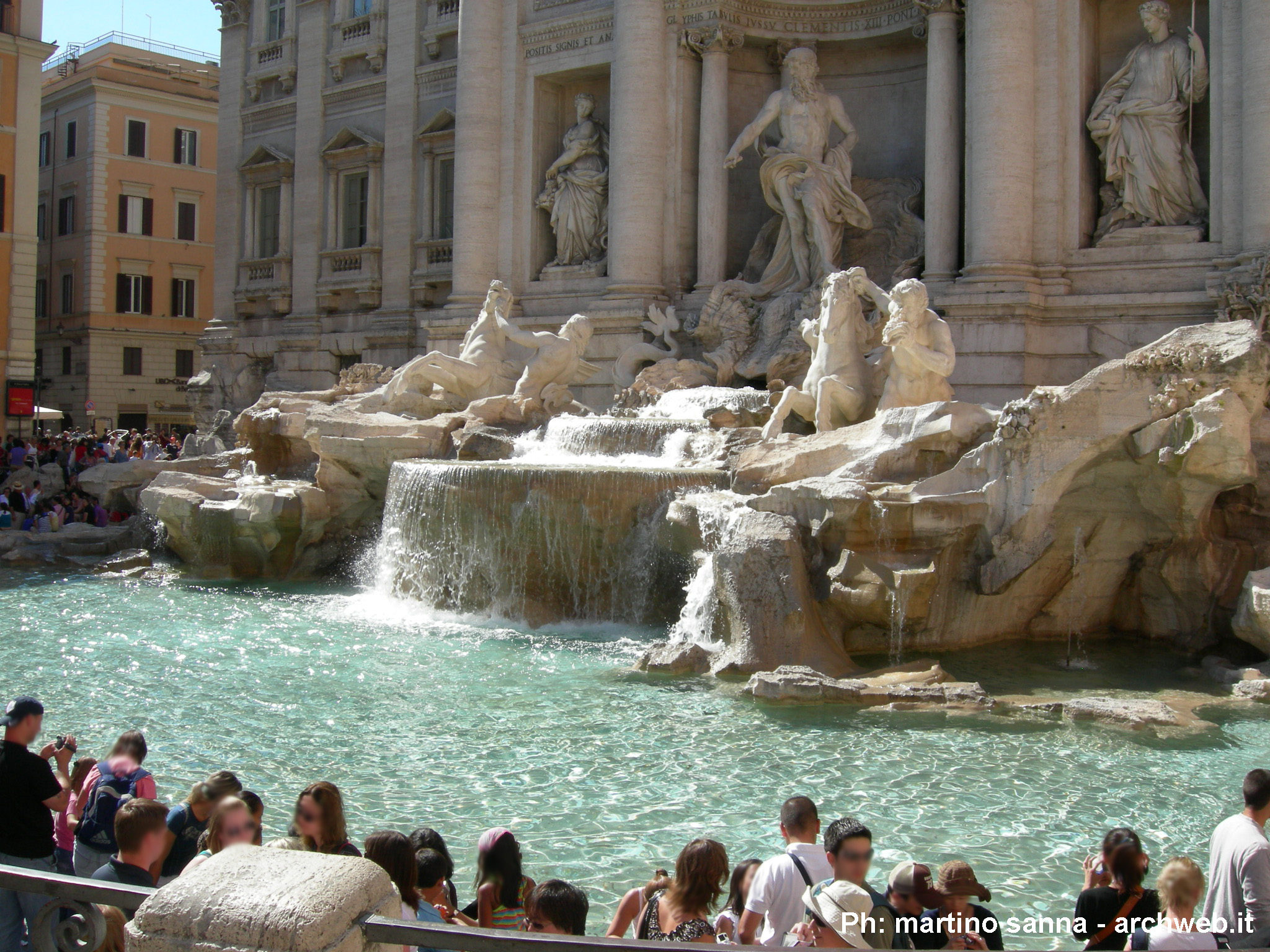 Fontana_trevi_08