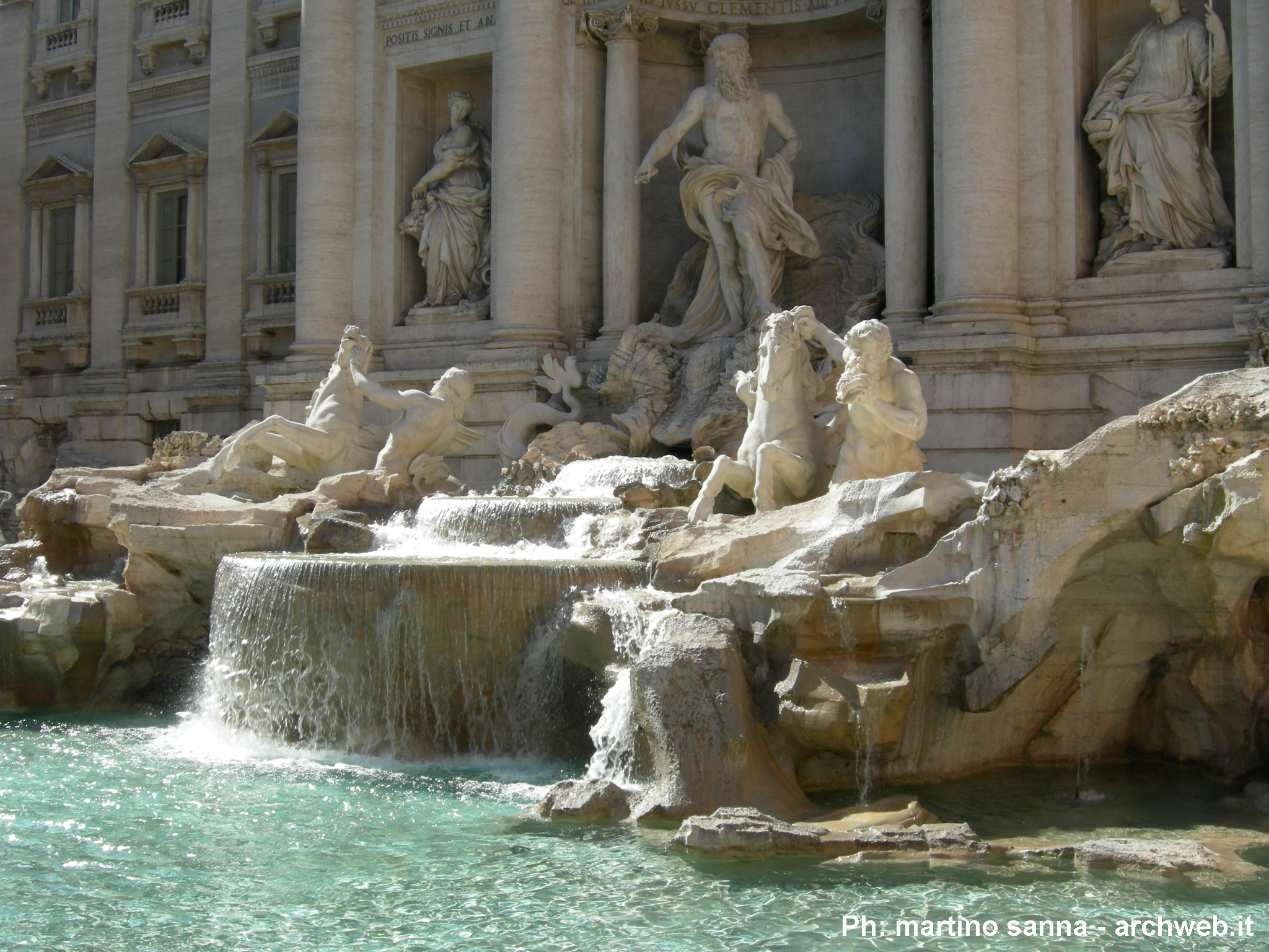 Fontana_trevi_09