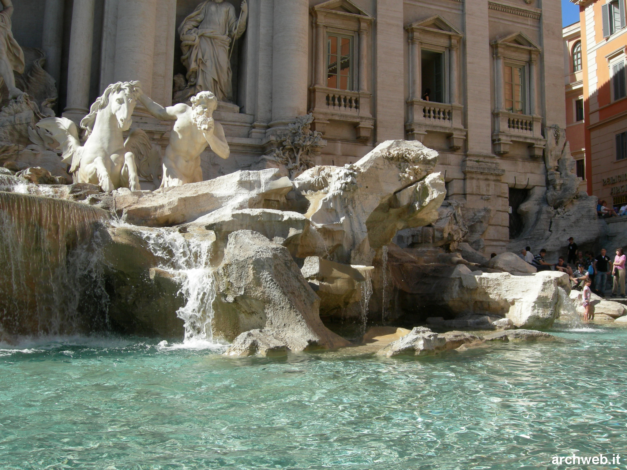 Fontana_trevi_23