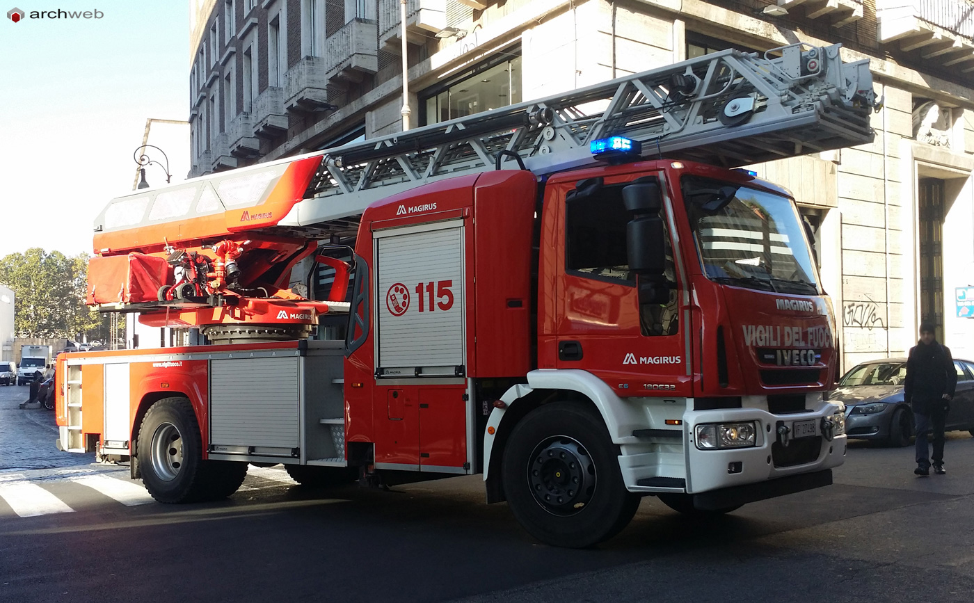 Camion Scala Dei Vigili Del Fuoco 1